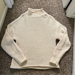 a.n.a Women’s Large Cream Oversized Mock Neck Pullover Sweater